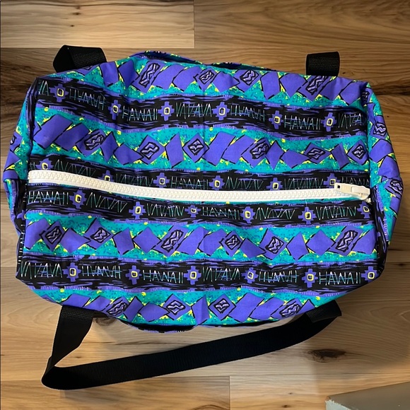 Colorful Retro Hawaii Duffle Bag NWOT - Picture 5 of 12